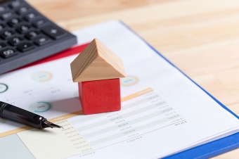 Stay the course in the 2017 condo market