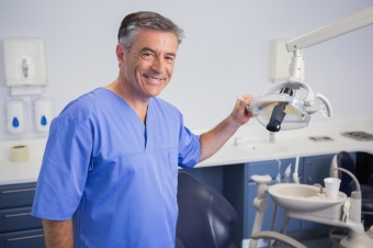 Tips for Choosing The Right Dentist