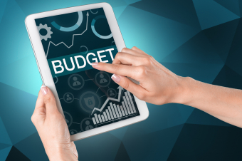 How Much of Your Advertising Budget Should Go to Online Marketing?
