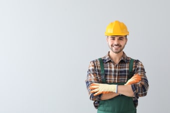 5 Essential Questions to Ask an Electrician Before Hiring Them