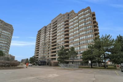 22 Clarissa Drive Unit 1404, Richmond Hill