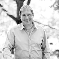 Pleins feux sur les partenaires : Dr John McGaw