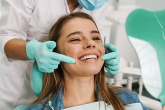 Guide de la couverture des soins dentaires dans le cadre du Programme fédéral de santé intérimaire (PFSI)