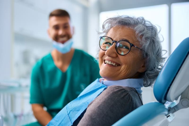 Guide sur le Programme ontarien de soins dentaires pour les aînés (POSDA)