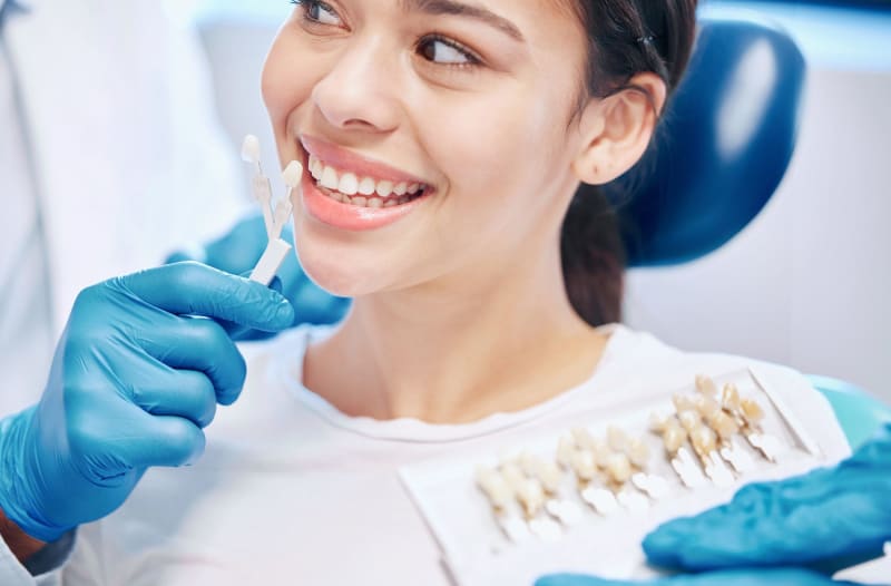 How Veneers in Maple Ridge Can Hide Chipped Front Teeth