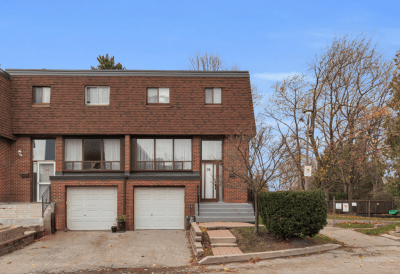 28 Stately Way, Thornhill