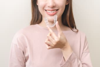 SureSmile Aligners vs. Invisalign: Which Clear Aligners Are Better?