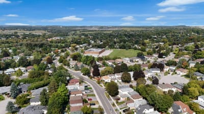 Newmarket Neighbourhoods Guide