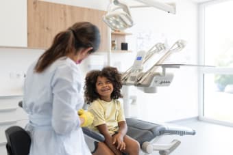 Kids’ Dental Care (Children’s Dentistry) for Ages 4–6: Loose Teeth, Oral Hygiene & Preparing for Adult Teeth