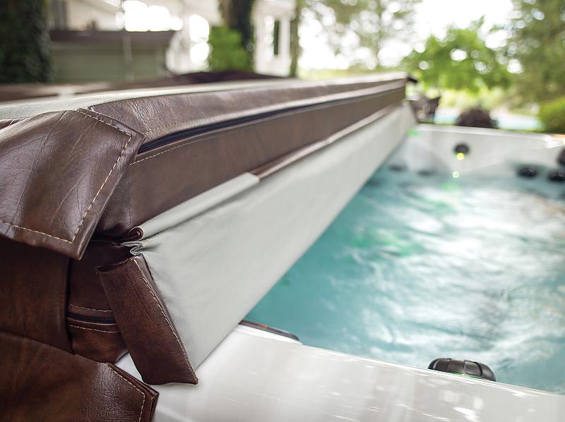 Cleaning & Maintaining Covers for Hot Tubs
