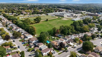 Armitage, Newmarket — The Complete Neighbourhood Guide