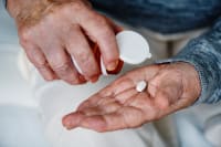 11 ways to get someone with dementia to take medication