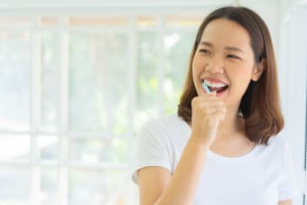 Cleaning Your Teeth & Aligners Is Easy