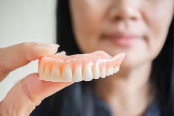 How To Adjust To Your New Dentures